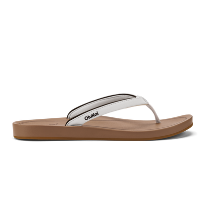 OluKai ‘Uiki Women’s Everyday Beach Sandals - White Sand / Almond