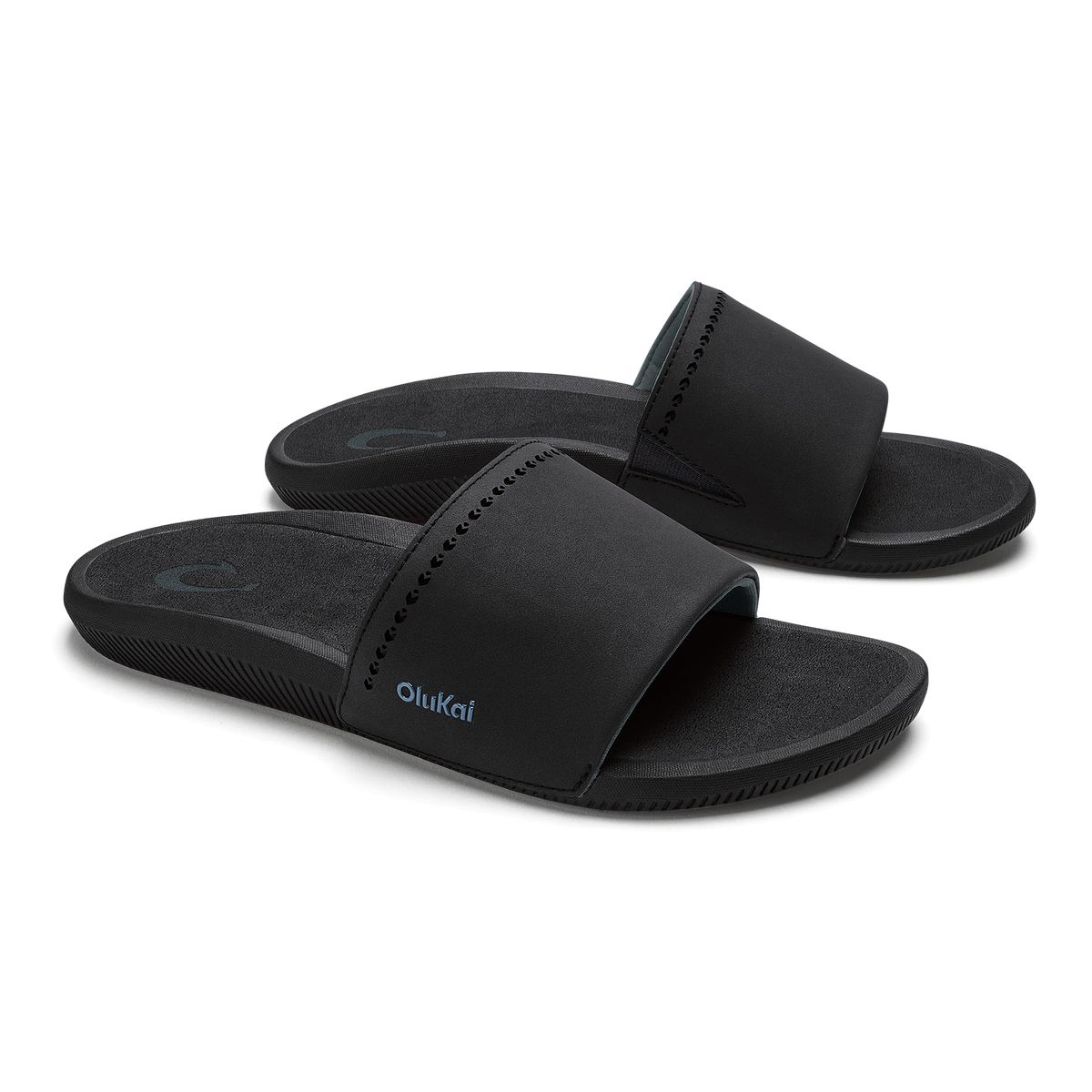 OluKai Ulele Slide - Black / Black