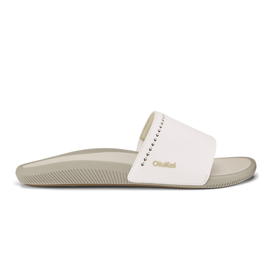 OluKai Ulele Slide - Bright White / Tapa