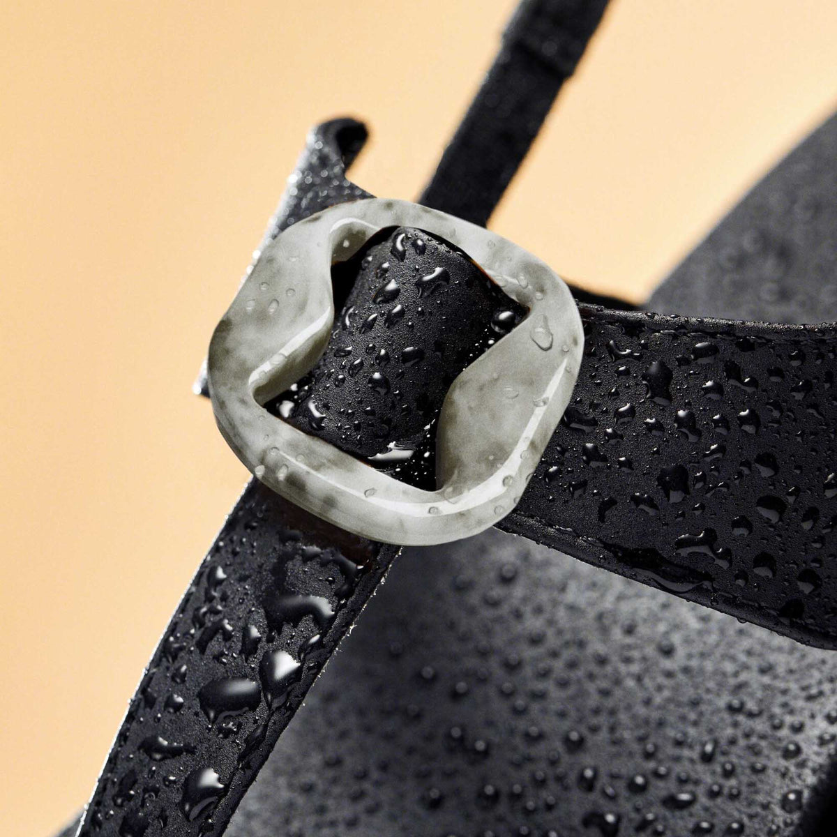 OluKai La‘i T-Bar Women’s Strappy Sandals - Lava Rock