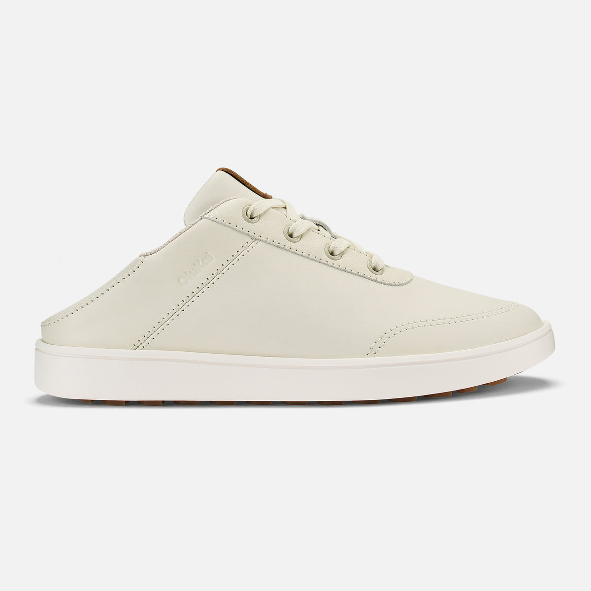 OluKai Puakea - White Sand / Tan